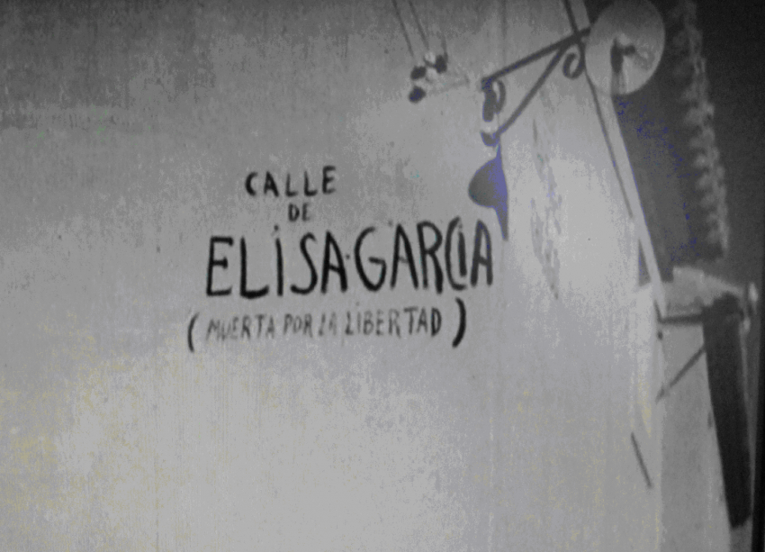 Imatge del documental de la cinematográfica de la CNT, on es pot llegir "Calle Elisa Garcia"