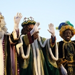 Els Reis Mags arriben a la plaça de l'Estació de Sant Andreu / DGM