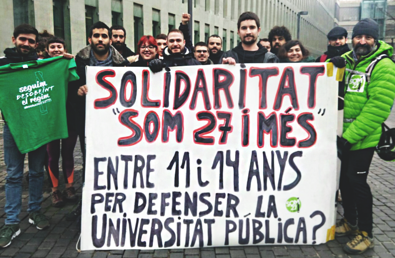 Posada en llibertat del veí de Sant Andreu a la Ciutat de la Justícia / @SOM27IMES