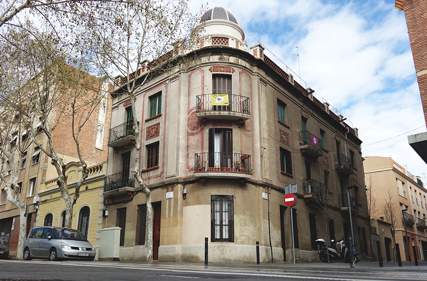 La finca modernista situada al carrer de Malats i Matagalls / DGM