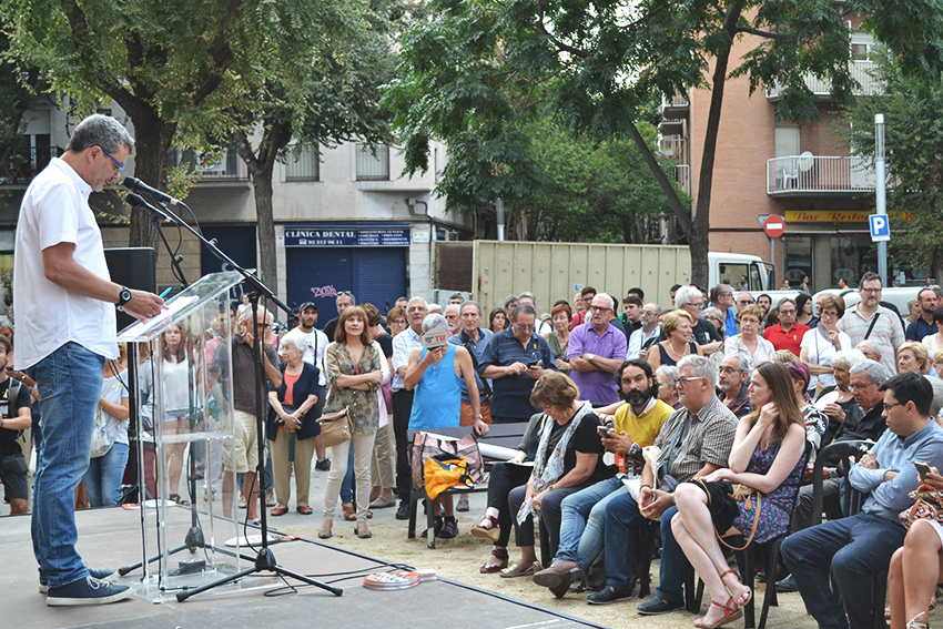 L'historiador Pau Vinyes condueix l'acte / DGM