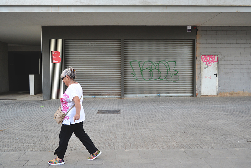 El futur local ja llueix la placa que informa del seu futur ús / DGM