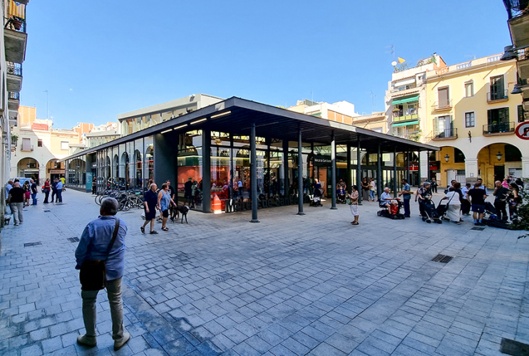 Mercat-expres-de-sant-andreu_111901-1-1-742x500.jpg