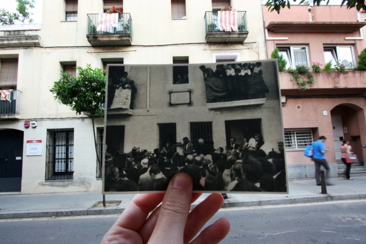 Col·locació-duna-placa-a-la-casa-on-va-néixer-Ifnasi-Iglésias-el-12-doctubre-de-1930.-Autor-Josep-Domínguez.-Arxiu-Fotogràfic-de-Barcelona.-750x500.jpg