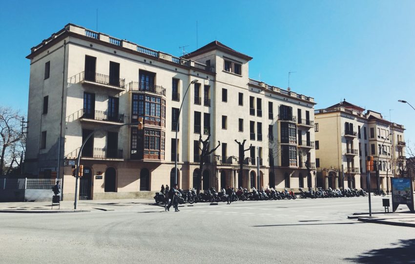 Edifici on es troba situat el local dels exlegionaris, a les Casernes de Sant Andreu / David García Mateu