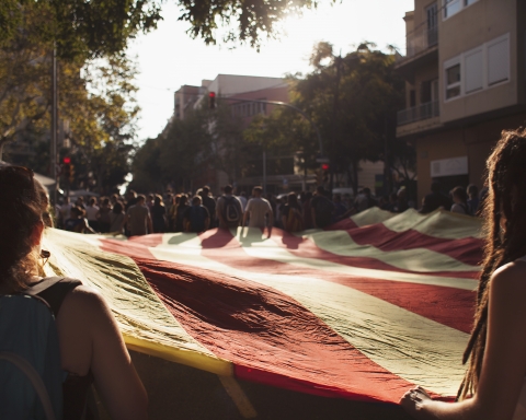 Columna de Sant Andreu de Palomar durant la vaga general del passat 3 d'octubre / COLECCIONISTAS DE MOMENTOS
